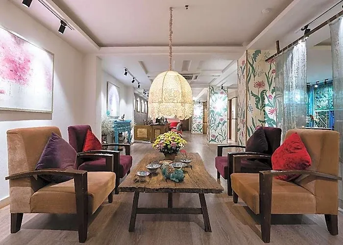 Asian Ruby Center Point & Spa